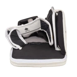 CCM EFLEX 6.5 Junior Ice Hockey Goalie Blocker 17 CCM EFLEX 6.5 Junior Ice Hockey Goalie Blocker -Hockey Gear Store GBE6.5 BOS 04