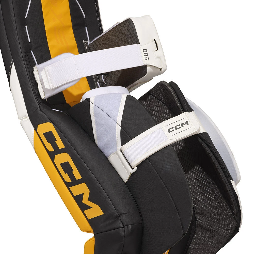 CCM EFLEX 6.5 Junior Ice Hockey Goalie Leg Pads 7 CCM EFLEX 6.5 Junior Ice Hockey Goalie Leg Pads - Image 5