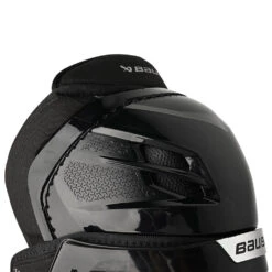 Bauer Supreme M5 Pro Intermediate Ice Hockey Shin Guards 18 Bauer Supreme M5 Pro Intermediate Ice Hockey Shin Guards -Hockey Gear Store M5PRO SR kneecap detail 2066622e ff57 4345 bd15 4ab7a74bfb1b