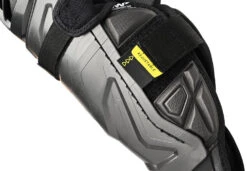 Bauer Supreme Mach Junior Ice Hockey Shin Guards -Hockey Gear Store MACH JR strap detail 8036efff fcda 4ebc 80b6 d1ab4836508f