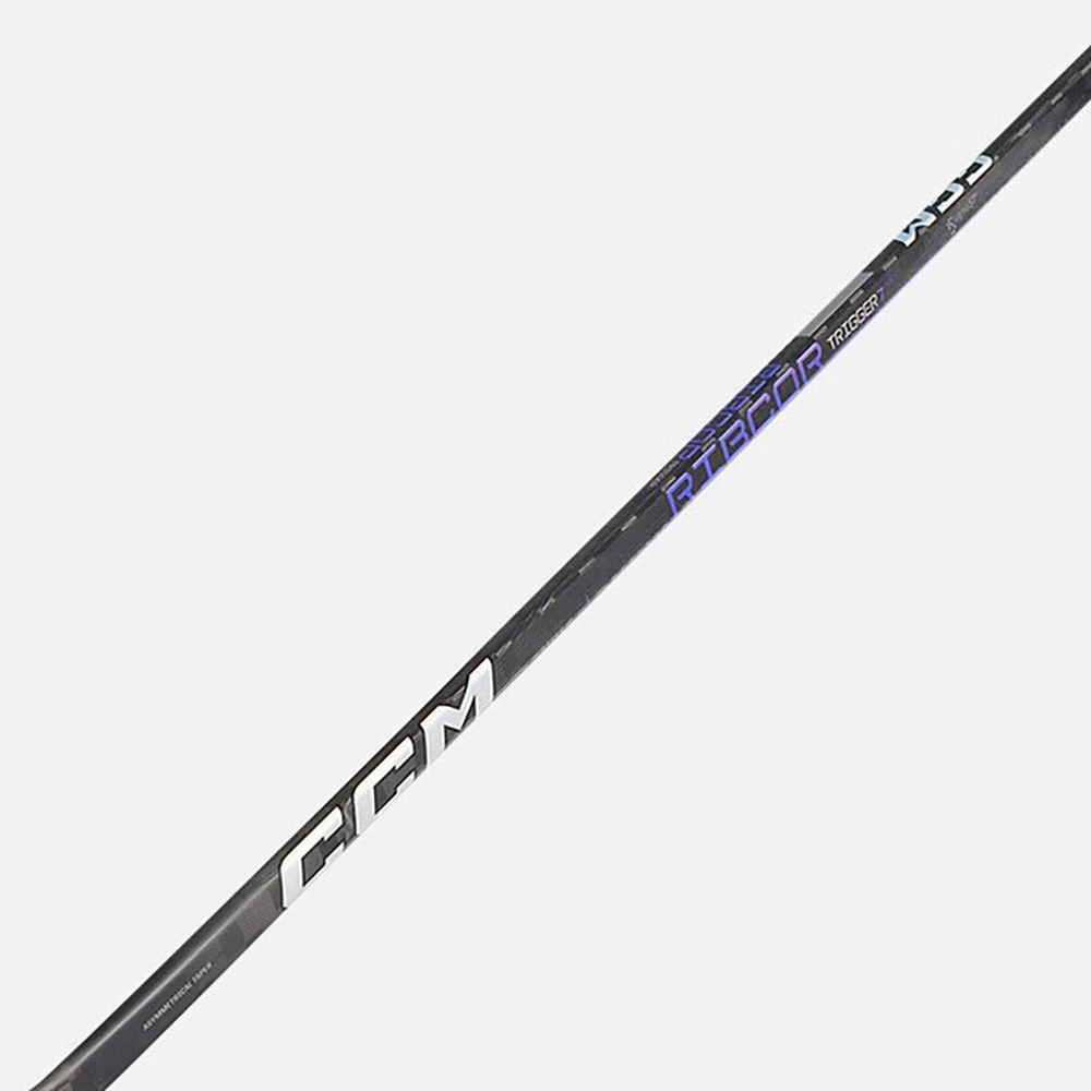 CCM Ribcor Trigger 7 Pro Intermediate Ice Hockey Stick 7 CCM Ribcor Trigger 7 Pro Intermediate Ice Hockey Stick - Image 5